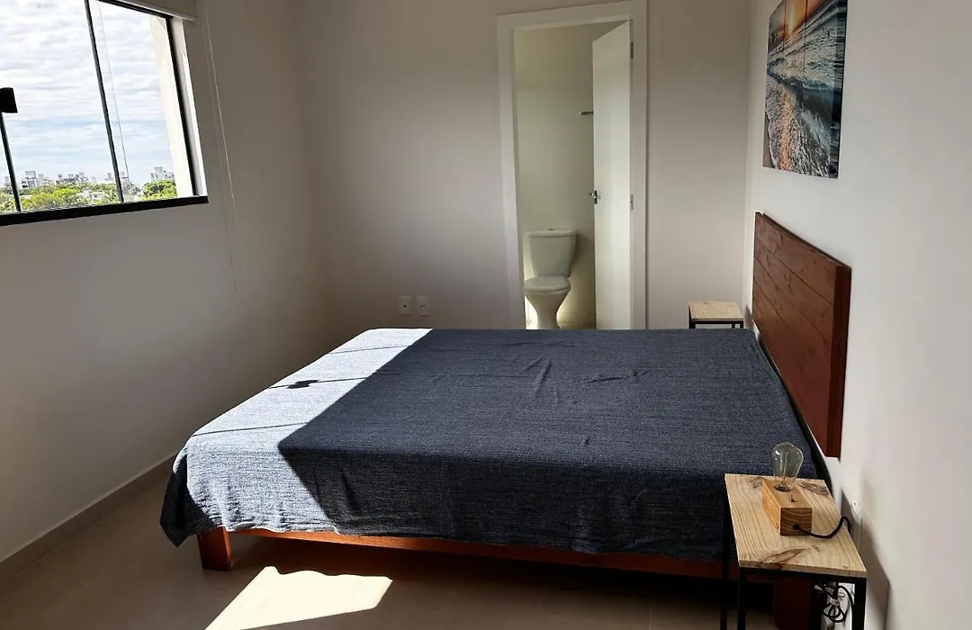 Encanto de apartamento, novo! A 290 metros da praia do Canto Grande!-1